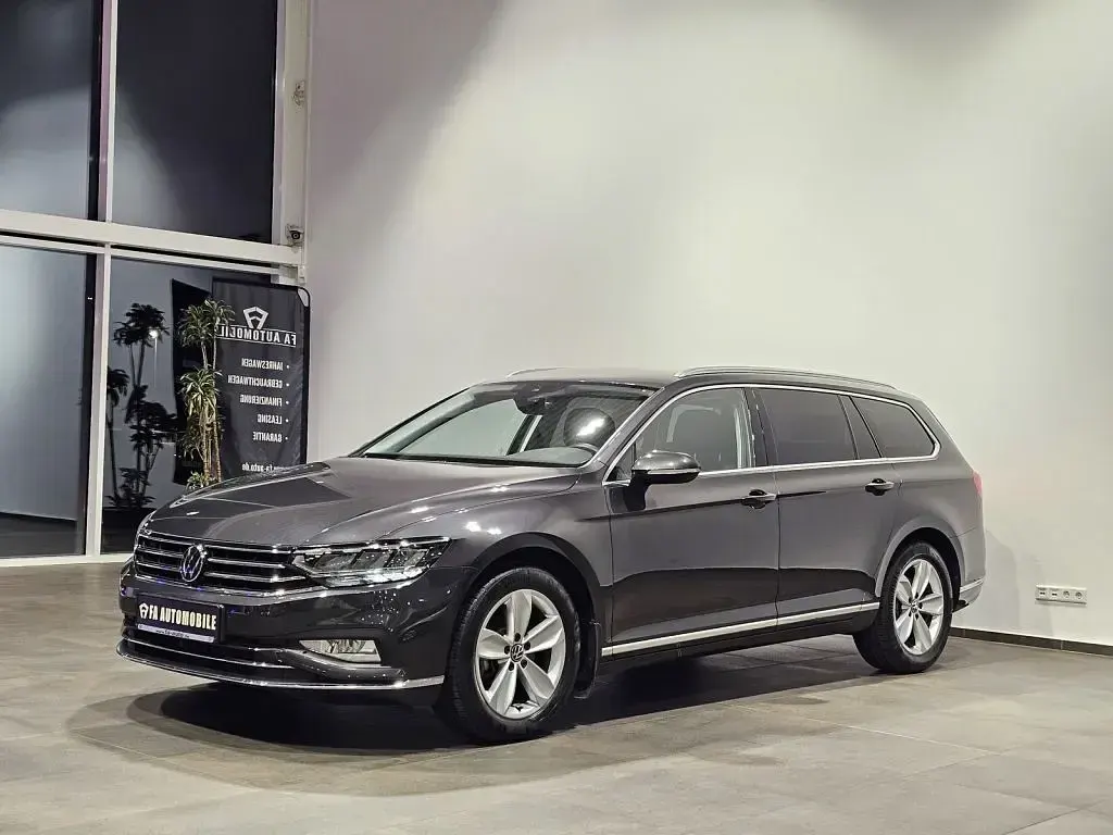 Gebraucht VW Passat Sport 200 PS (147 kW) 2024 Mangan grau (metallic) Kombi
