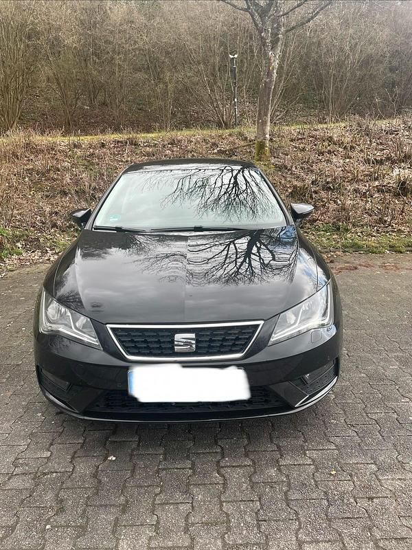 Usata Seat Leon 110 CV (80 kW) 2017 Nero Berlina