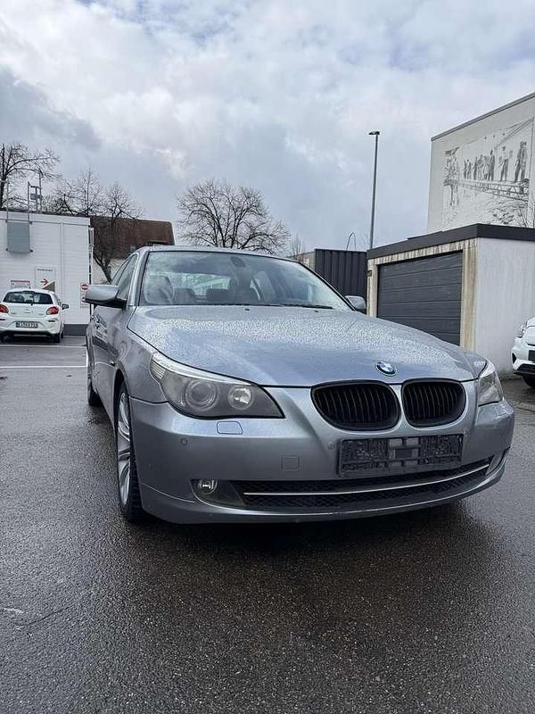Gebraucht BMW 525 177 PS (130 kW) 2004 Grau Limousine