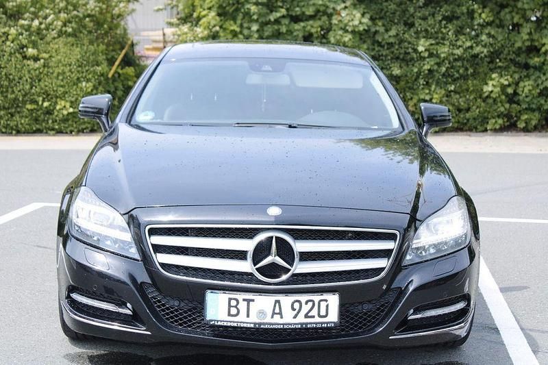 Schwarz Gebraucht 2014 Mercedes CLS250 Shooting Brake Kombi | 12.900 € (Superpreis) - Bild 1/4