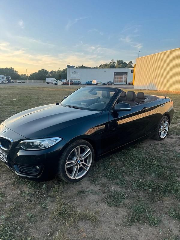 Schwarz Gebraucht 2015 BMW 220 Cabrio | 13.800 € (Guter Preis) - Bild 1/4