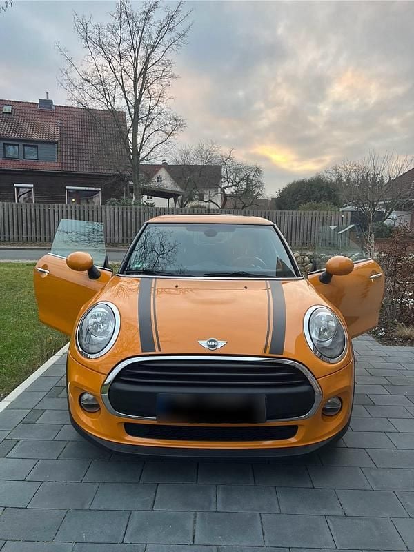 Usata Mini Cooper 95 CV (69 kW) 2015 Arancione Utilitaria