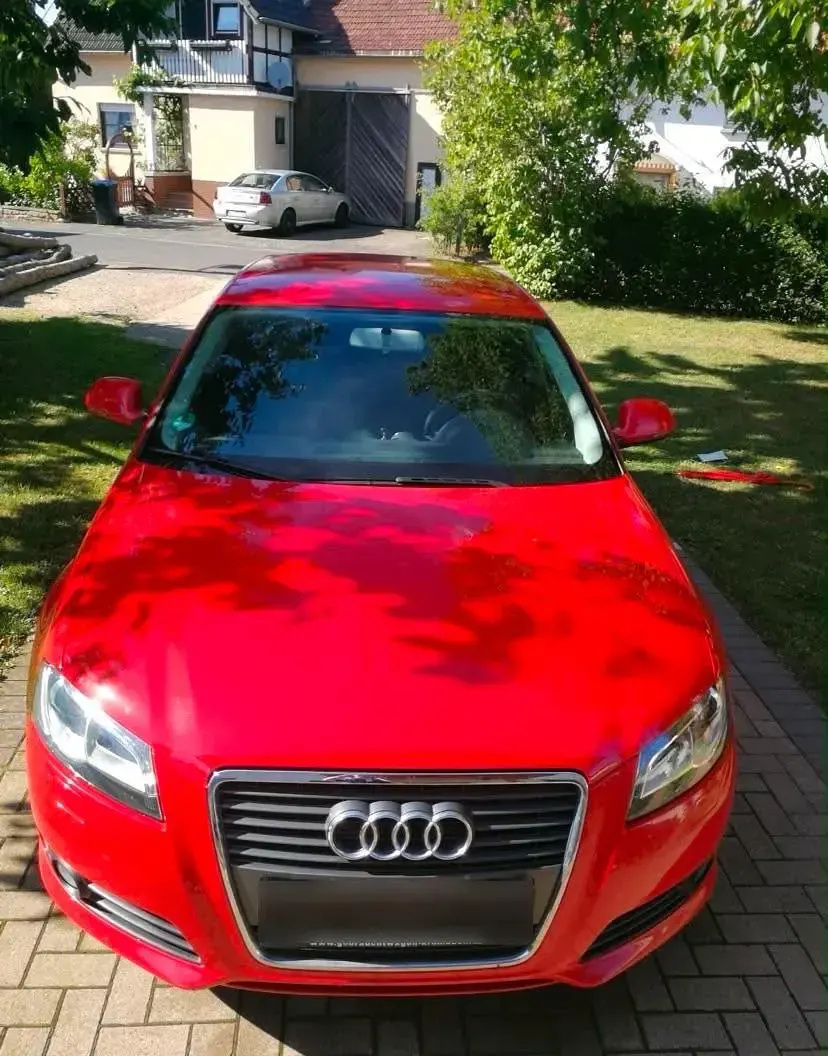 Gebraucht Audi A3 125 PS (91 kW) 2009 Rot Kleinwagen