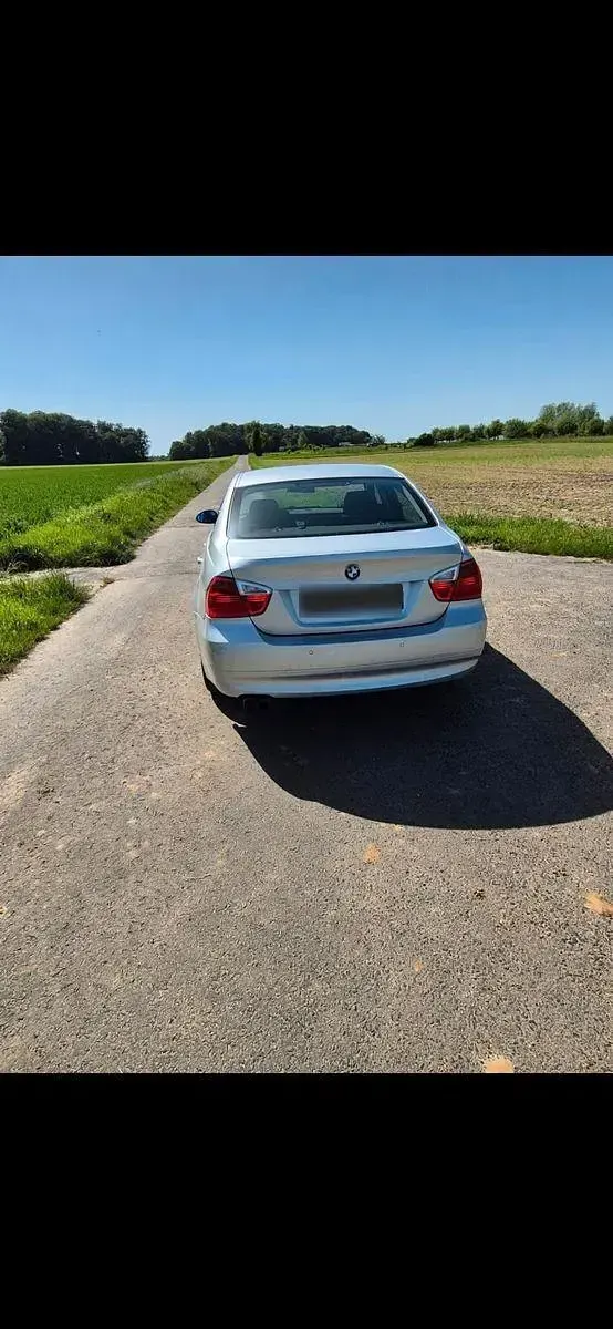 Gebraucht BMW 325 Performance 218 PS (160 kW) 2007 Silber Limousine