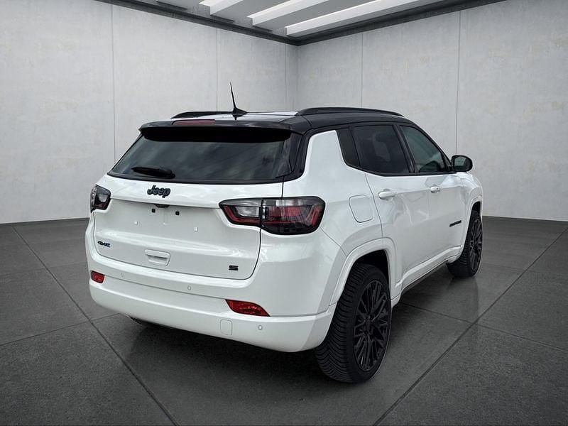 Gebraucht Jeep Compass 179 PS (131 kW) 2022 Weiß SUV