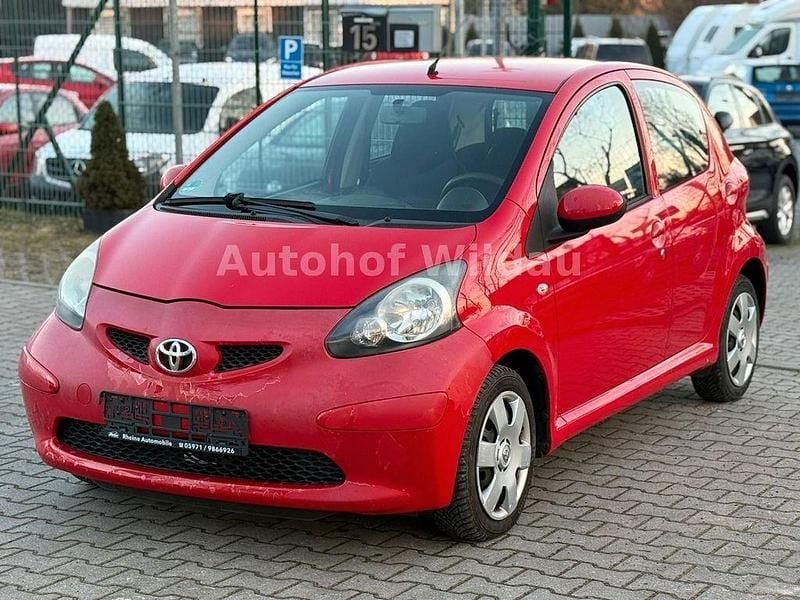 Gebraucht Toyota Aygo Cool 68 PS (50 kW) 2008 Rot Kleinwagen