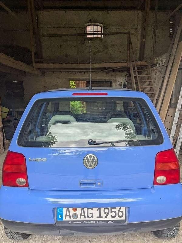 Blau Gebraucht 2000 VW Lupo Trendline Kleinwagen | 500 € (Superpreis) - Bild 1/3