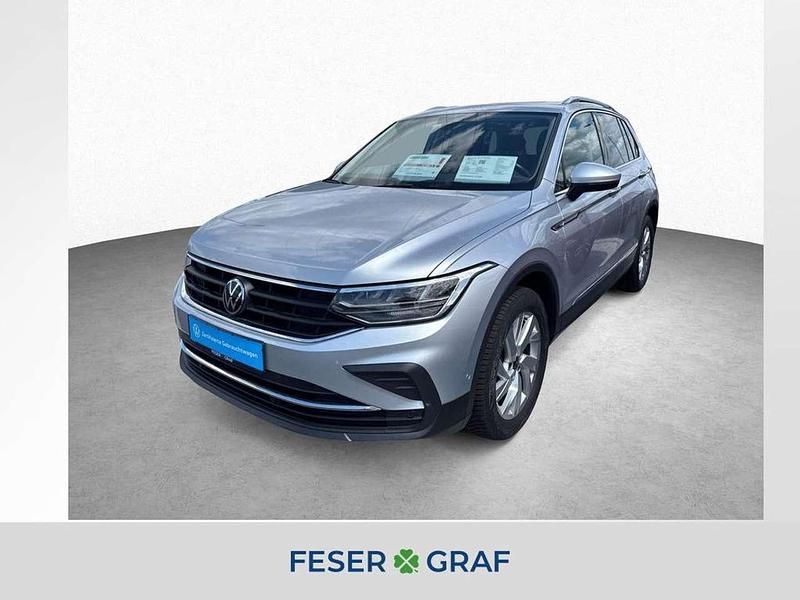 Reflexsilber Gebraucht 2022 VW Tiguan Life SUV | 31.920 € (Etwas zu teuer) - Bild 1/4