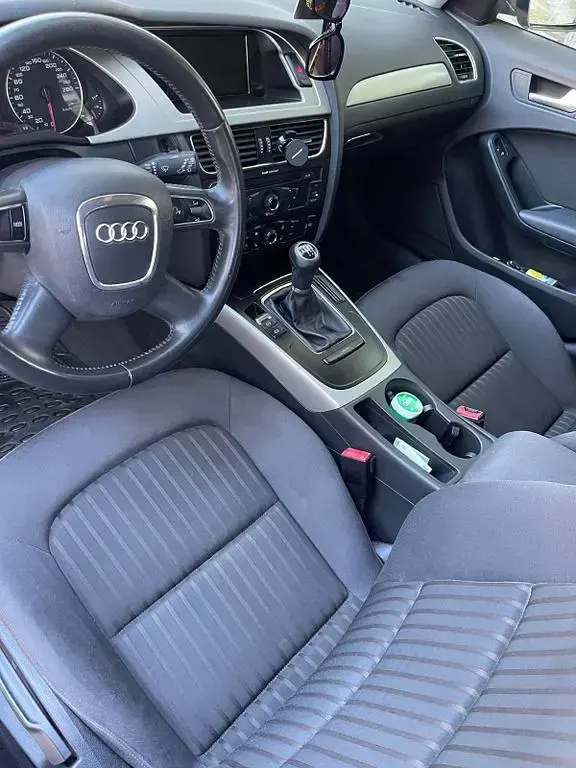 Gebraucht Audi A4 Ambiente 160 PS (117 kW) 2010 Schwarz Kombi