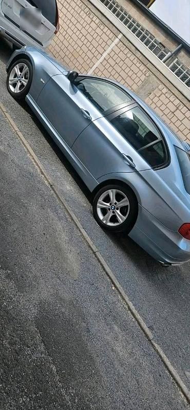 Gebraucht BMW 318 2009 Limousine
