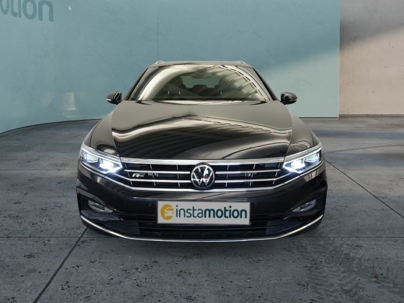 Gebraucht VW Passat Pro 200 PS (147 kW) 2023 Schwarz Kombi