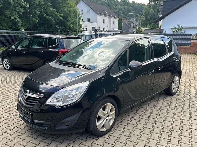 Schwarz Gebraucht 2011 Opel Meriva Design Edition Van / Kleinbus | 2.200 € (Superpreis) - Bild 1/4