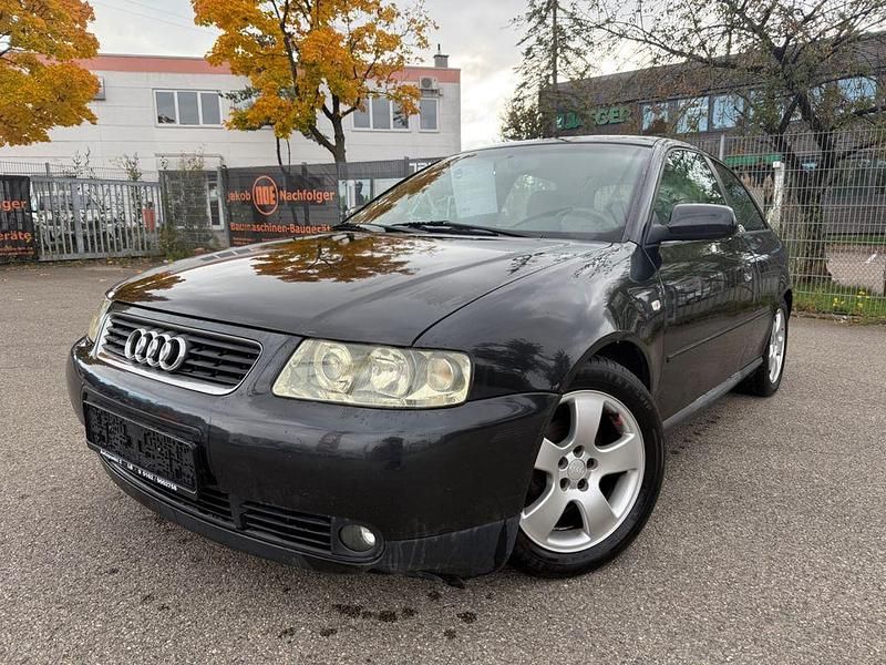 Schwarz Gebraucht 2002 Audi A3 Sport Limousine | 1.790 € (Fairer Preis) - Bild 1/4
