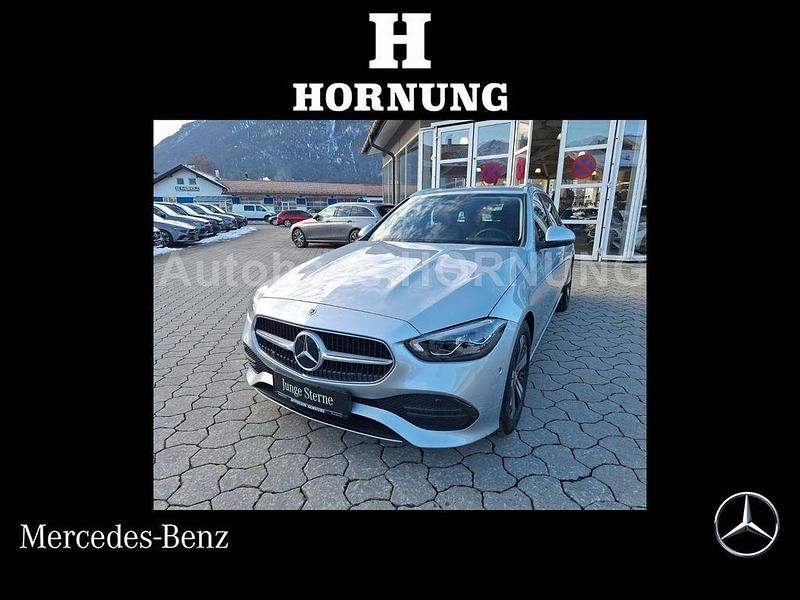 Silber Gebraucht 2024 Mercedes C180 Kombi | 34.800 € (Fairer Preis) - Bild 1/4