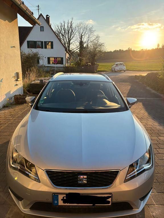 Gebraucht Seat Leon ST Style 150 PS (110 kW) 2015 Silber Kombi