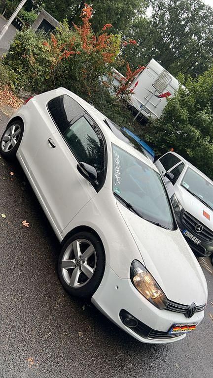 Weiß Gebraucht 2011 VW Golf Cabriolet Cabrio | 5.500 € (Guter Preis) - Bild 1/4