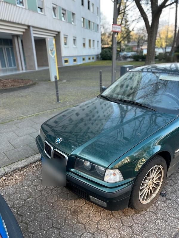 Gebraucht BMW 316 105 PS (77 kW) 1998 Grün Limousine