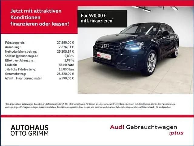 Schwarz (mythosschwarz metallic) Gebraucht 2024 Audi Q2 S-Line SUV | 26.976 € (Superpreis) - Bild 1/4