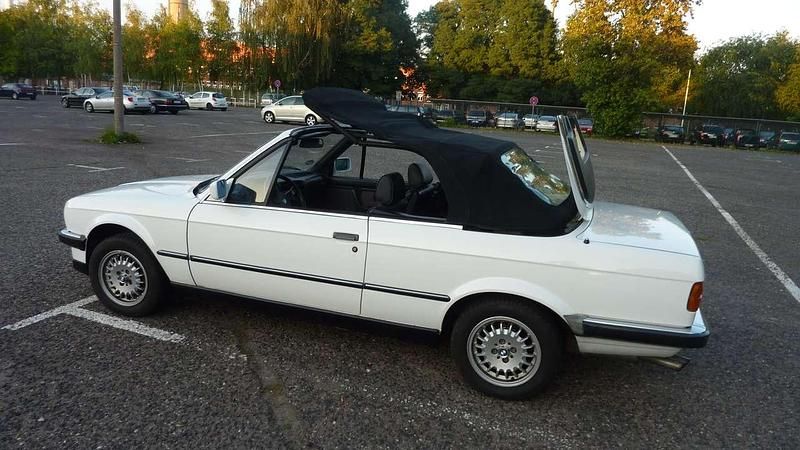 Gebraucht BMW 325 Cabriolet 170 PS (125 kW) 1988 Weiß Cabrio