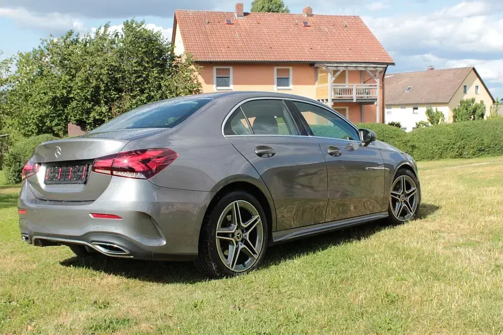 Gebraucht Mercedes A220 AMG line 190 PS (139 kW) 2022 Grau Limousine
