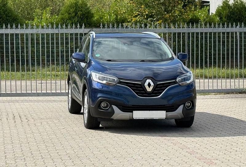 Blau Gebraucht 2017 Renault Kadjar SUV | 8.499 € (Guter Preis) - Bild 1/4