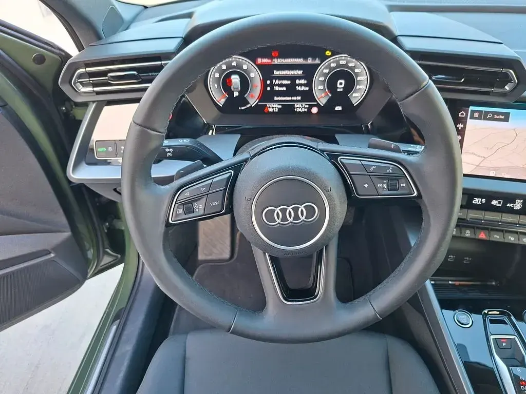 Gebraucht Audi A3 Advanced 116 PS (85 kW) 2025 Grün Limousine