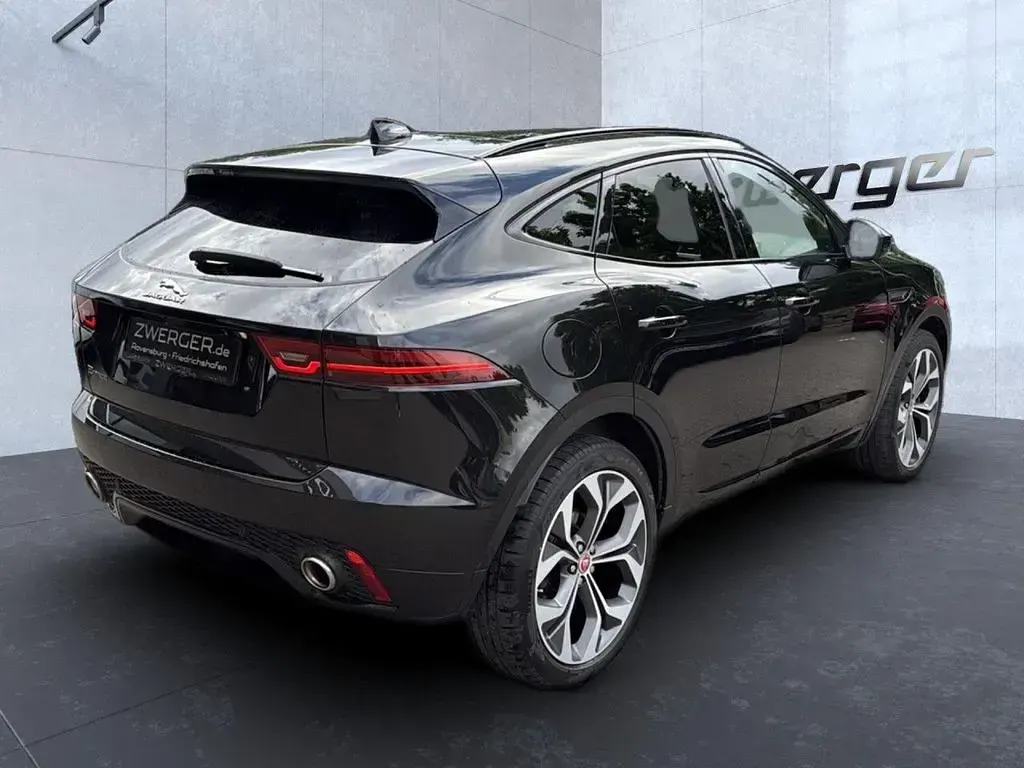 Gebraucht Jaguar E-Pace R-Dynamic 249 PS (183 kW) 2018 Santorini black SUV