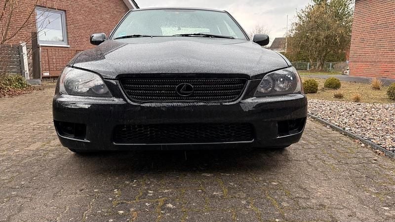 Gebraucht Lexus IS200 155 PS (114 kW) 2001 Schwarz Limousine