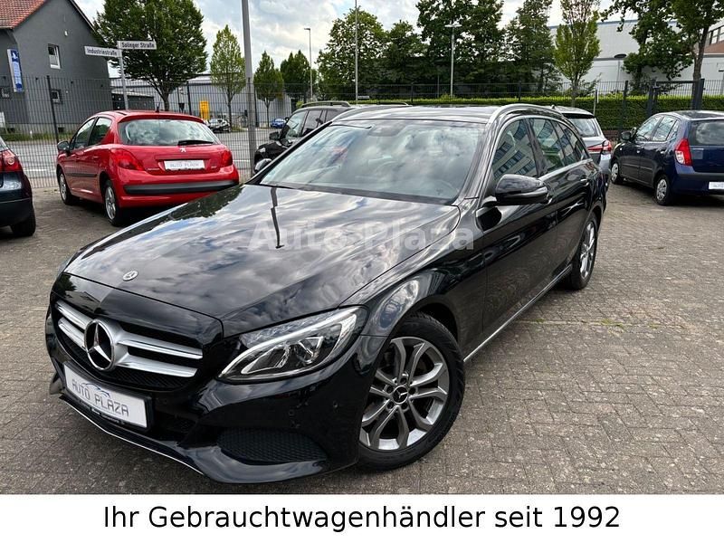 Schwarz Gebraucht 2018 Mercedes C180 Avantgarde Kombi | 14.490 € (Etwas zu teuer) - Bild 1/4