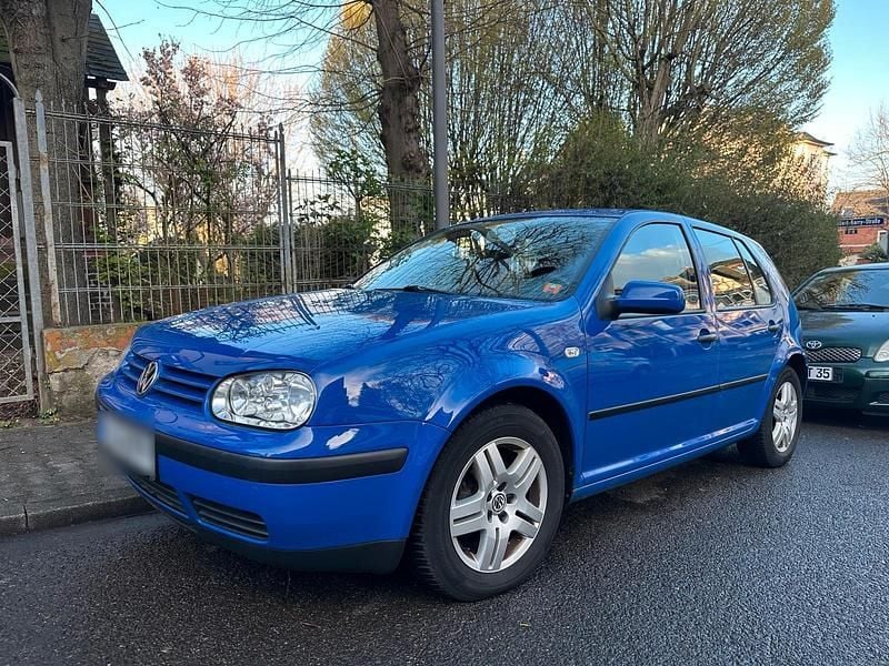 Gebraucht VW Golf IV 75 PS (55 kW) 2001 Blau Limousine