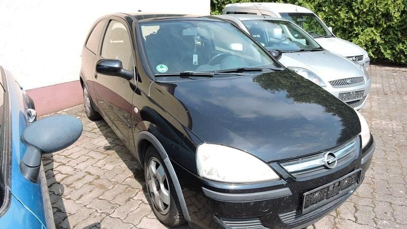 Schwarz Gebraucht 2004 Opel Corsa Limousine | 200 € (Superpreis) - Bild 1/4