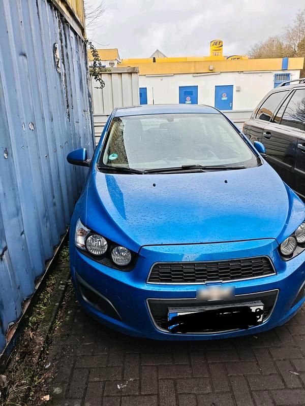 Gebraucht Chevrolet Aveo 86 PS (63 kW) 2011 Blau Kleinwagen