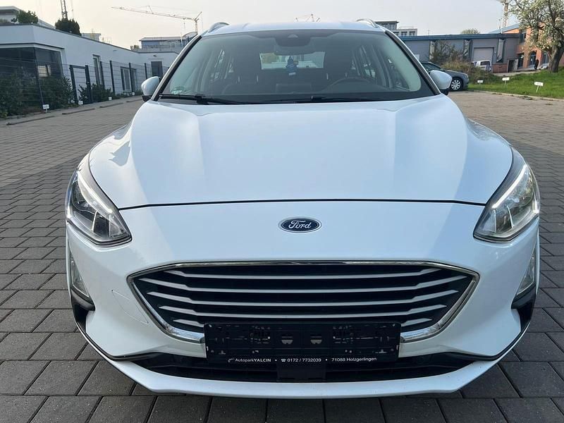 Gebraucht Ford Focus 95 PS (69 kW) 2020 Weiß Kombi