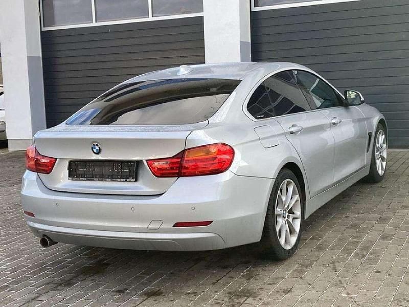 Gebraucht BMW 418 150 PS (110 kW) 2015 Glaciersilber metallic Coupé