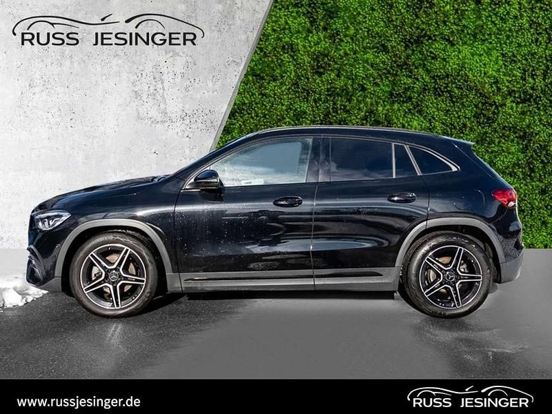 Gebraucht Mercedes GLA200 AMG line 163 PS (119 kW) 2021 Schwarz SUV