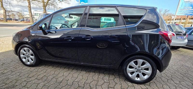 Gebraucht Opel Meriva Innovation 140 PS (102 kW) 2016 Schwarz Van / Kleinbus