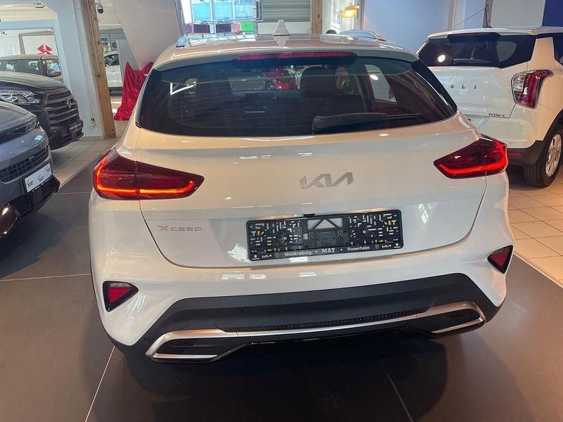 Neu Kia XCeed Vision 150 PS (110 kW) 2025 Weiß SUV