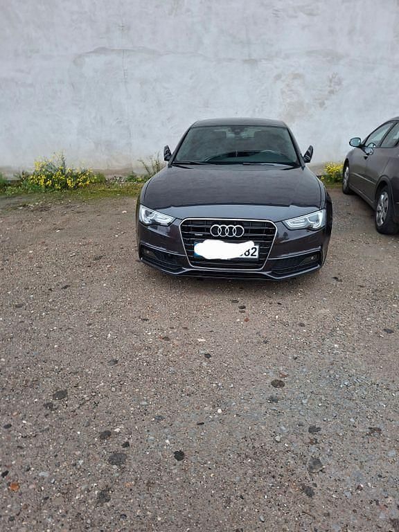 Schwarz Gebraucht 2016 Audi A5 Sportback Sport Kleinwagen | 16.500 € (Superpreis) - Bild 1/4