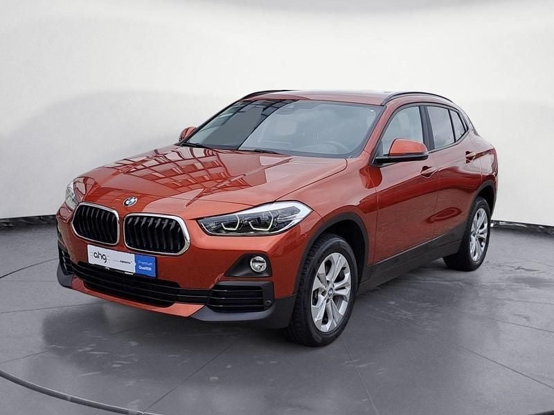 Orange Gebraucht 2020 BMW X2 Advantage SUV | 18.820 € (Guter Preis) - Bild 1/4