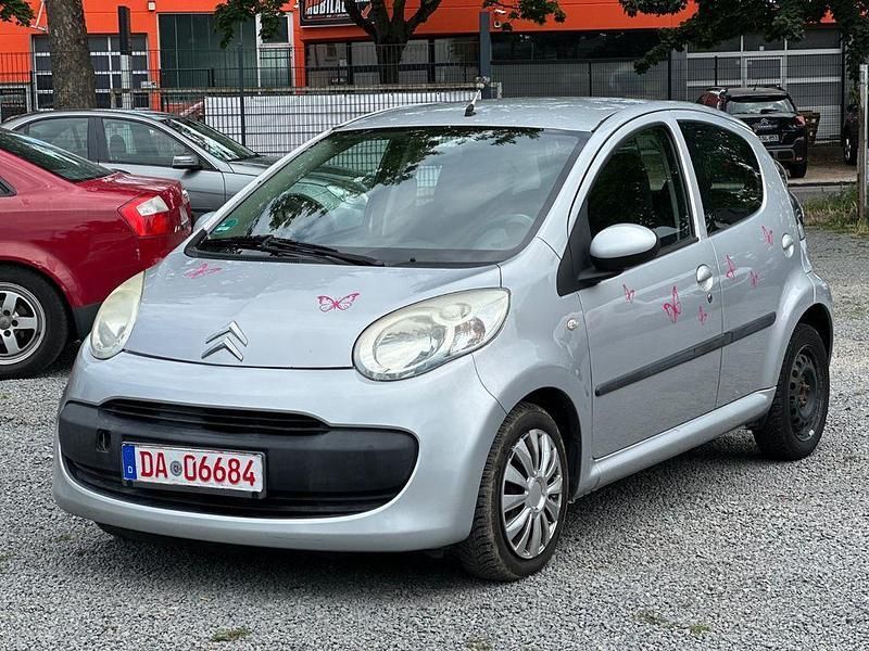 Grau Gebraucht 2008 Citroën C1 Style Kleinwagen | 1.900 € (Fairer Preis) - Bild 1/4