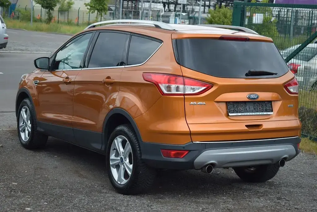 Gebraucht Ford Kuga SYNC Edition 150 PS (110 kW) 2016 Tiger eye SUV