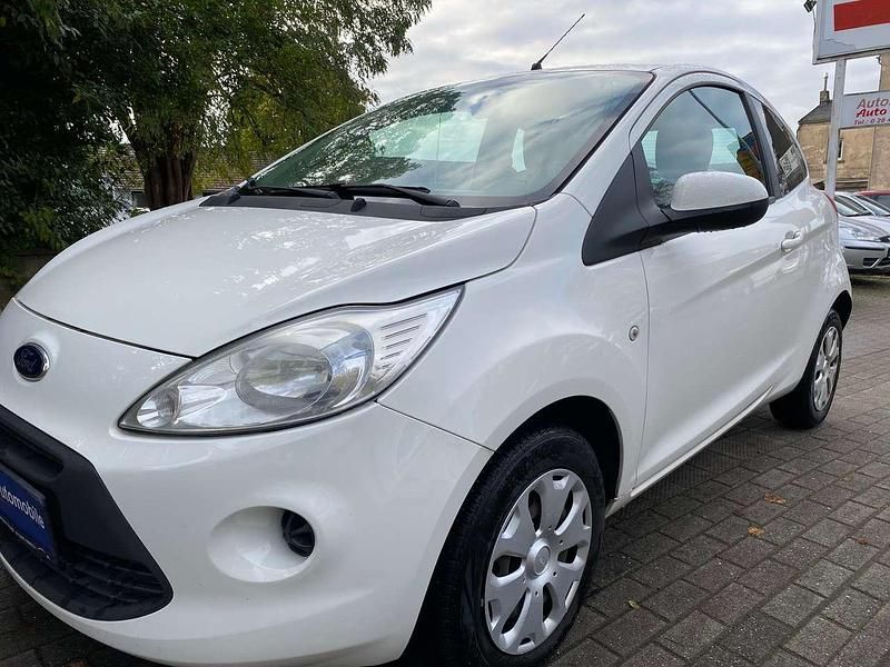 Gebraucht Ford Ka Trend 69 PS (50 kW) 2012 Weiß Limousine