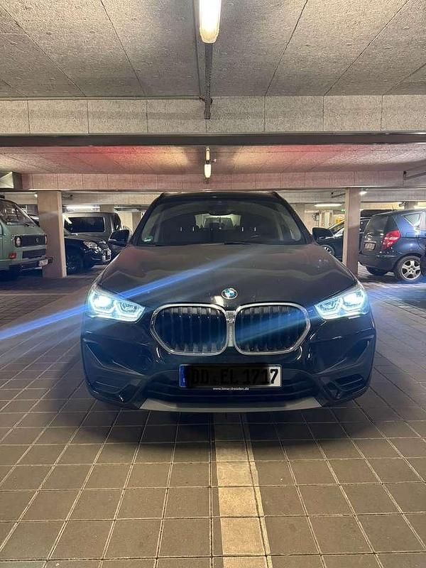 Gebraucht BMW X1 Advantage 140 PS (102 kW) 2020 Schwarz SUV