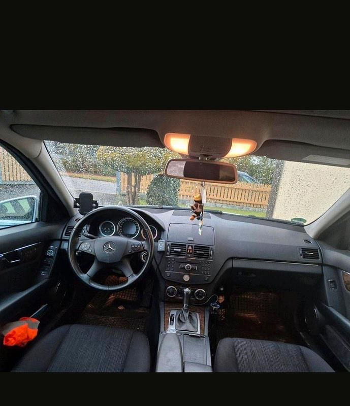 Gebraucht Mercedes C180 Avantgarde 156 PS (114 kW) 2008 Silber Kombi