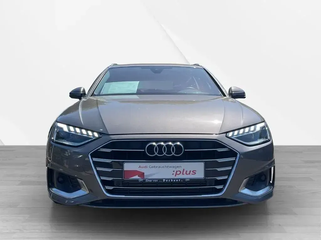 Gebraucht Audi A4 Sport 204 PS (150 kW) 2022 Terragrau metallic Kombi