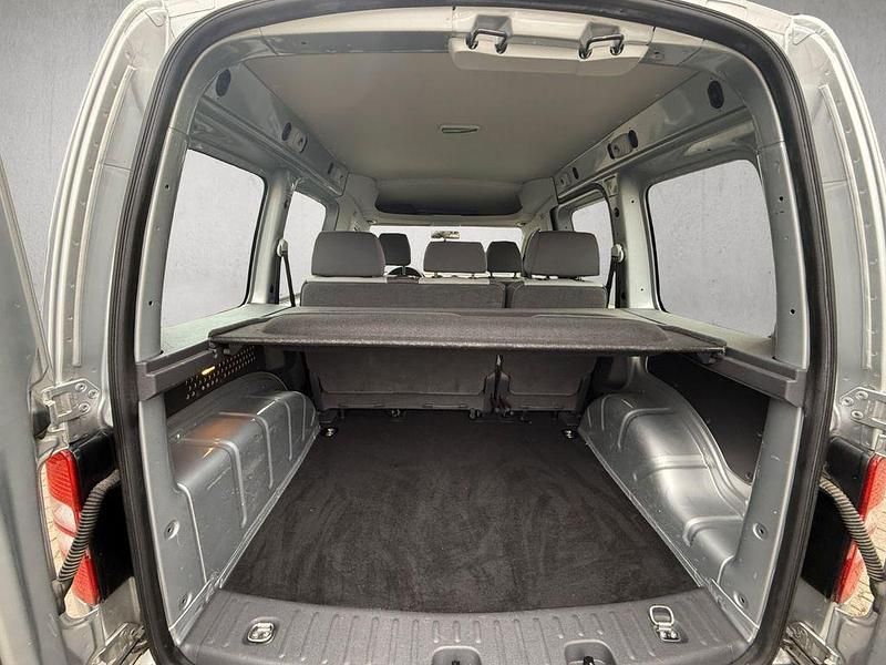 Gebraucht VW Caddy 109 PS (80 kW) 2011 Silber Van / Kleinbus