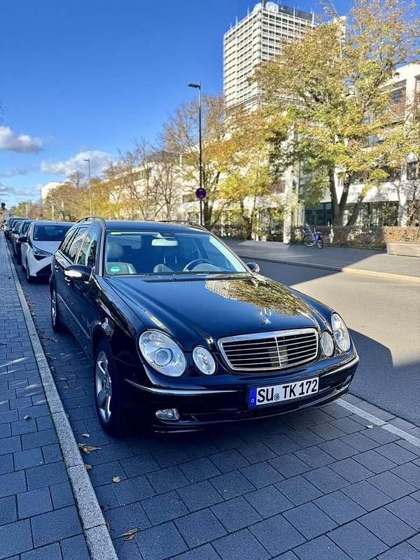 Gebraucht Mercedes E500 Avantgarde 306 PS (225 kW) 2004 Kombi