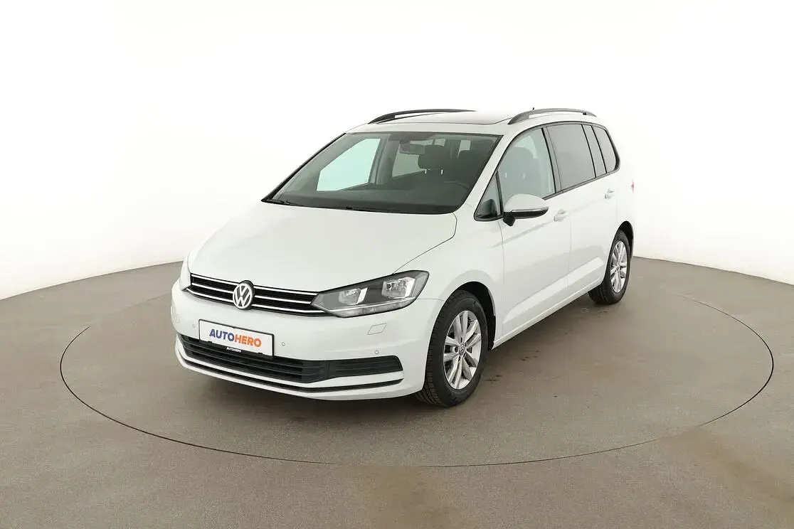 Gebraucht VW Touran Comfortline 150 PS (110 kW) 2017 Van / Kleinbus