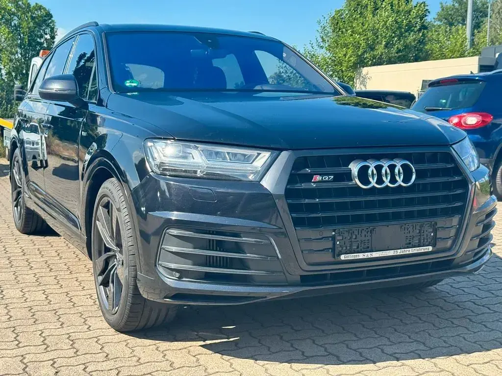 Gebraucht Audi SQ7 Sport 435 PS (319 kW) 2017 Schwarz SUV