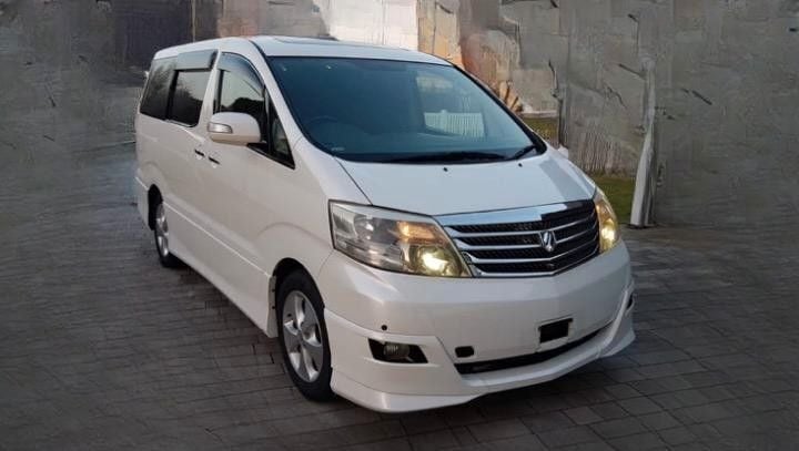 Weiß Gebraucht 2008 Toyota Alphard Van / Kleinbus | 11.900 € - Bild 1/4